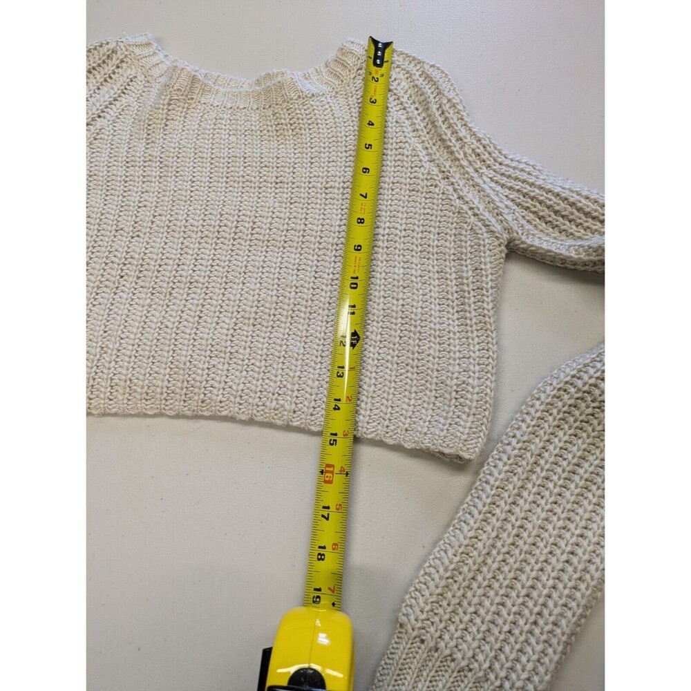 KIMCHI BLUE Wool Blend Crop Sweater Cream Chunky Knit Extra Long Sleeves Small - Picture 8 of 9